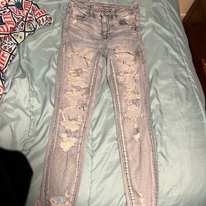 american eagle high rise ripped jeans size 4